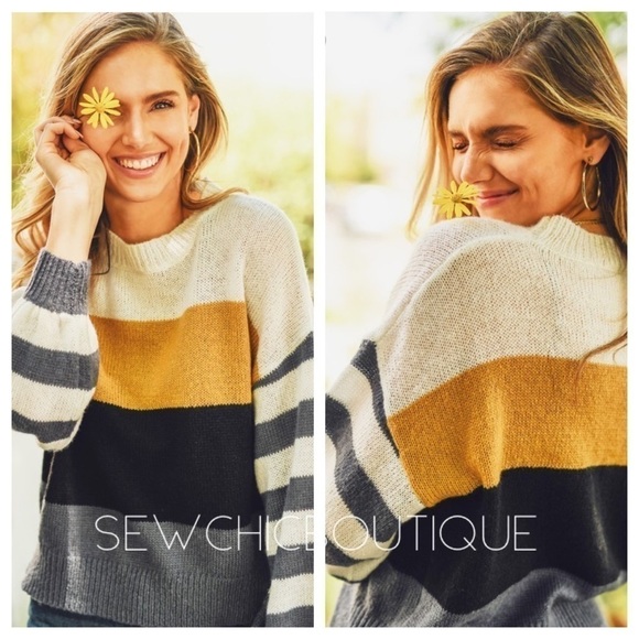 Color Block Sweater with Balloon Sleeves - Picture 5 of 5